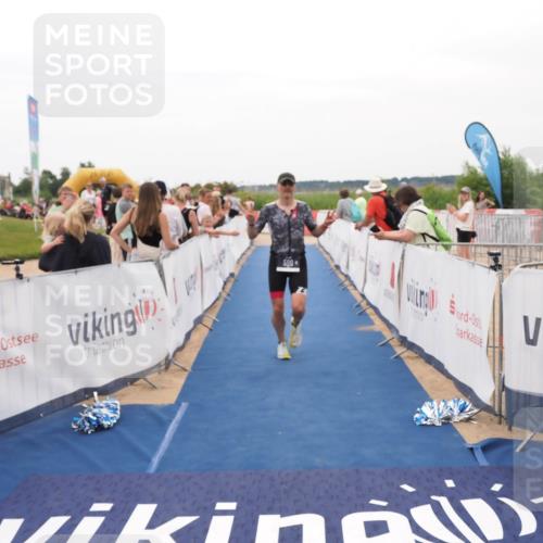 22.06.2025 - Viking Triathlon MichiJ http://msf.ph/oto/8130586 22.06.2025 15:31:19 Ziel 500 meine-sportfotos.de