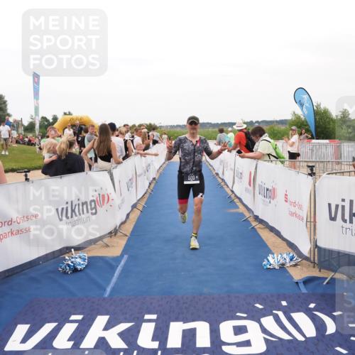 22.06.2025 - Viking Triathlon MichiJ http://msf.ph/oto/8130590 22.06.2025 15:31:19 Ziel 500 meine-sportfotos.de