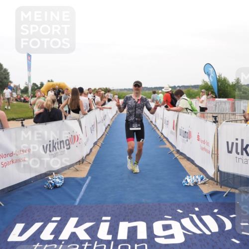 22.06.2025 - Viking Triathlon MichiJ http://msf.ph/oto/8130591 22.06.2025 15:31:20 Ziel 500 meine-sportfotos.de