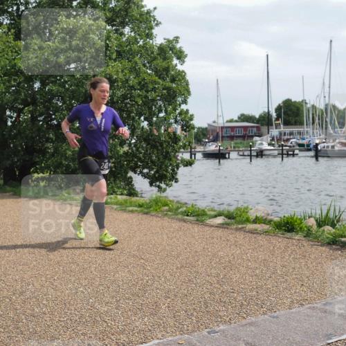 22.06.2025 - Viking Triathlon KatJ http://msf.ph/oto/8130597 22.06.2025 14:03:49 Laufen 243 meine-sportfotos.de