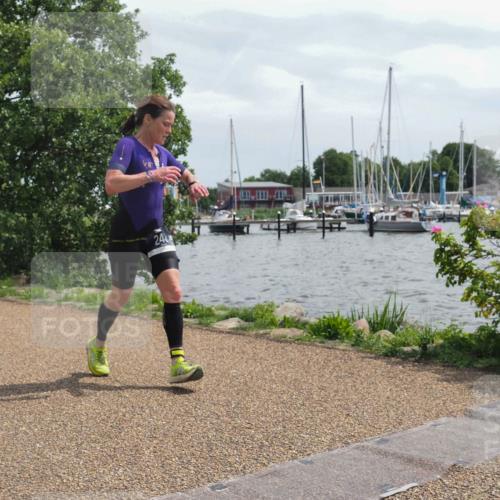 22.06.2025 - Viking Triathlon KatJ http://msf.ph/oto/8130603 22.06.2025 14:03:49 Laufen 243 meine-sportfotos.de