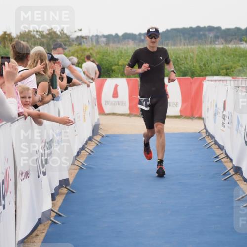 22.06.2025 - Viking Triathlon MichiJ http://msf.ph/oto/8130623 22.06.2025 15:31:55 Ziel 331 meine-sportfotos.de
