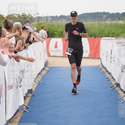 22.06.2025 - Viking Triathlon MichiJ http://msf.ph/oto/8130629 22.06.2025 15:31:56 Ziel 331 meine-sportfotos.de