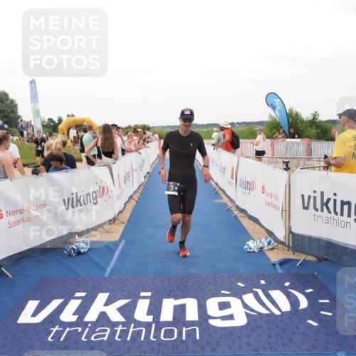 22.06.2025 - Viking Triathlon MichiJ http://msf.ph/oto/8130673 22.06.2025 15:31:59 Ziel 331 meine-sportfotos.de