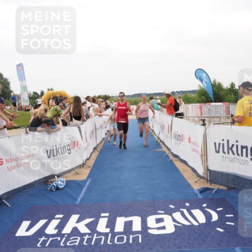 22.06.2025 - Viking Triathlon MichiJ http://msf.ph/oto/8130701 22.06.2025 15:32:14 Ziel 632 meine-sportfotos.de