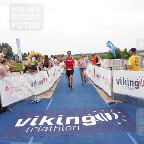 22.06.2025 - Viking Triathlon MichiJ http://msf.ph/oto/8130705 22.06.2025 15:32:15 Ziel 632 meine-sportfotos.de