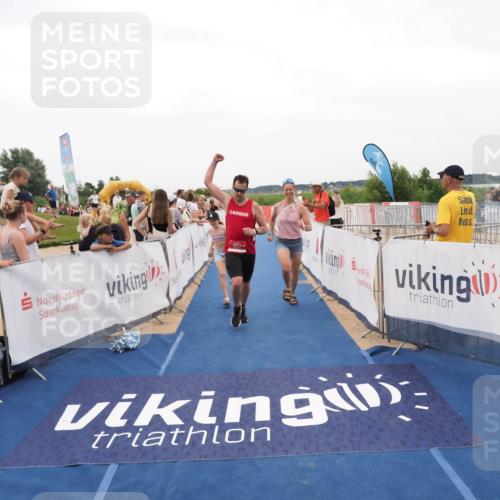 22.06.2025 - Viking Triathlon MichiJ http://msf.ph/oto/8130708 22.06.2025 15:32:15 Ziel 632 meine-sportfotos.de