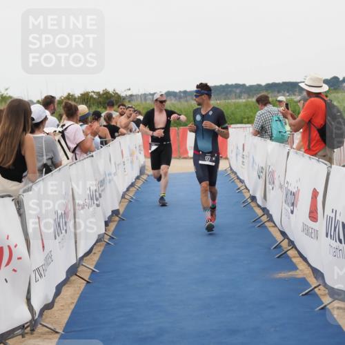 22.06.2025 - Viking Triathlon MichiJ http://msf.ph/oto/8130723 22.06.2025 15:32:24 Ziel 177, 297 meine-sportfotos.de