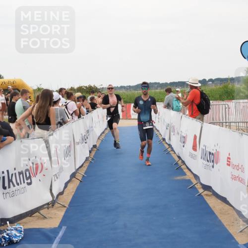 22.06.2025 - Viking Triathlon MichiJ http://msf.ph/oto/8130727 22.06.2025 15:32:24 Ziel 177, 297 meine-sportfotos.de