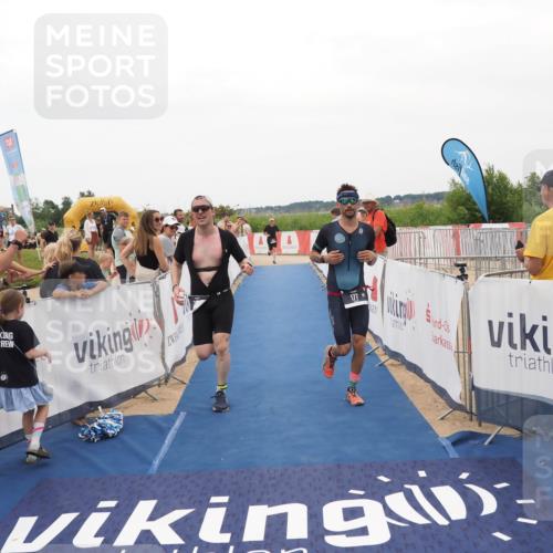 22.06.2025 - Viking Triathlon MichiJ http://msf.ph/oto/8130738 22.06.2025 15:32:26 Ziel 177, 297, 442 meine-sportfotos.de