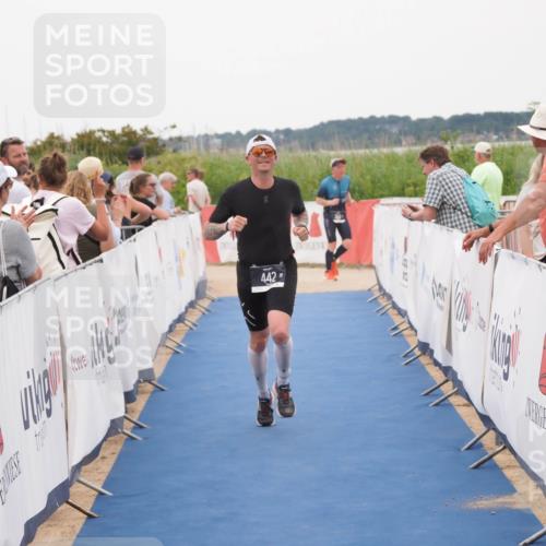 22.06.2025 - Viking Triathlon MichiJ http://msf.ph/oto/8130747 22.06.2025 15:32:30 Ziel 177, 297, 442 meine-sportfotos.de
