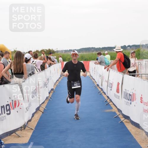 22.06.2025 - Viking Triathlon MichiJ http://msf.ph/oto/8130755 22.06.2025 15:32:31 Ziel 442 meine-sportfotos.de
