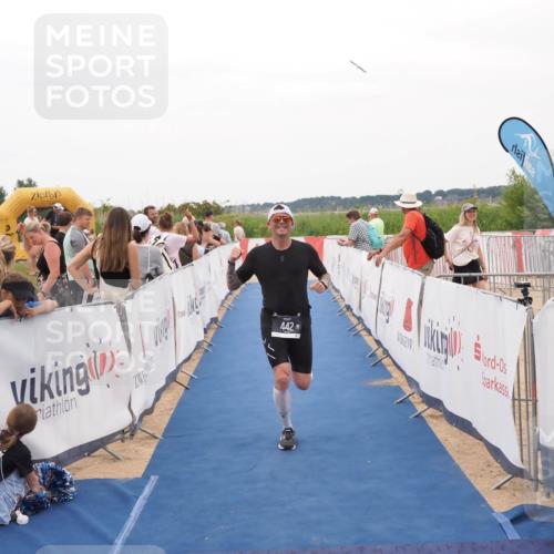 22.06.2025 - Viking Triathlon MichiJ http://msf.ph/oto/8130758 22.06.2025 15:32:31 Ziel 442 meine-sportfotos.de