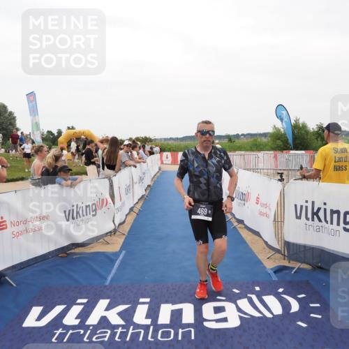 22.06.2025 - Viking Triathlon MichiJ http://msf.ph/oto/8130806 22.06.2025 15:33:00 Ziel 469 meine-sportfotos.de