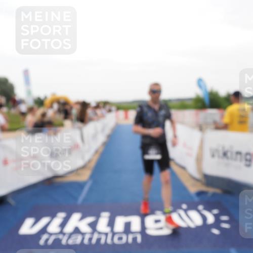 22.06.2025 - Viking Triathlon MichiJ http://msf.ph/oto/8130807 22.06.2025 15:33:00 Ziel 469 meine-sportfotos.de