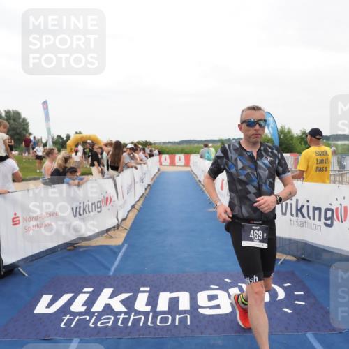 22.06.2025 - Viking Triathlon MichiJ http://msf.ph/oto/8130811 22.06.2025 15:33:00 Ziel 469 meine-sportfotos.de