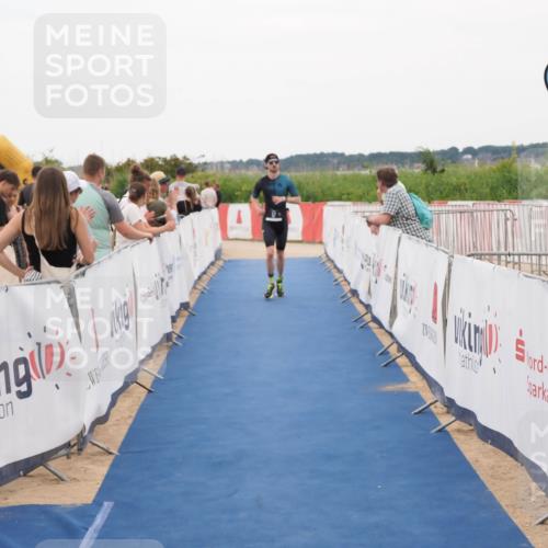 22.06.2025 - Viking Triathlon MichiJ http://msf.ph/oto/8130818 22.06.2025 15:33:47 Ziel 57 meine-sportfotos.de