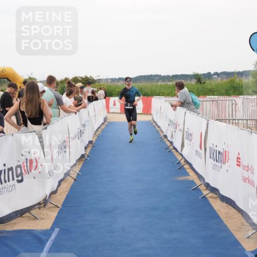 22.06.2025 - Viking Triathlon MichiJ http://msf.ph/oto/8130820 22.06.2025 15:33:48 Ziel 57 meine-sportfotos.de