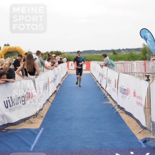 22.06.2025 - Viking Triathlon MichiJ http://msf.ph/oto/8130823 22.06.2025 15:33:48 Ziel 57 meine-sportfotos.de