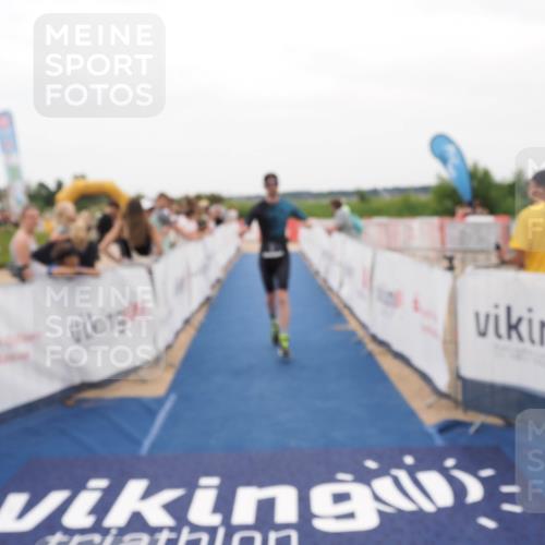 22.06.2025 - Viking Triathlon MichiJ http://msf.ph/oto/8130838 22.06.2025 15:33:50 Ziel 57 meine-sportfotos.de