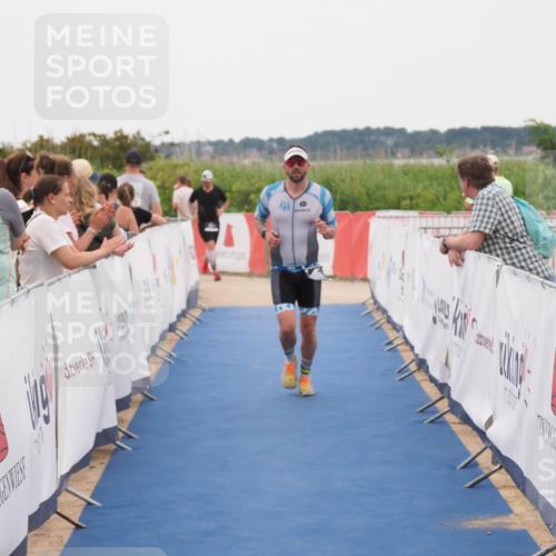 22.06.2025 - Viking Triathlon MichiJ http://msf.ph/oto/8130862 22.06.2025 15:34:13 Ziel 361 meine-sportfotos.de