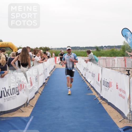 22.06.2025 - Viking Triathlon MichiJ http://msf.ph/oto/8130875 22.06.2025 15:34:14 Ziel 361 meine-sportfotos.de