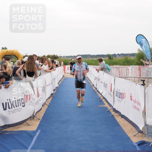 22.06.2025 - Viking Triathlon MichiJ http://msf.ph/oto/8130876 22.06.2025 15:34:15 Ziel 232, 361 meine-sportfotos.de