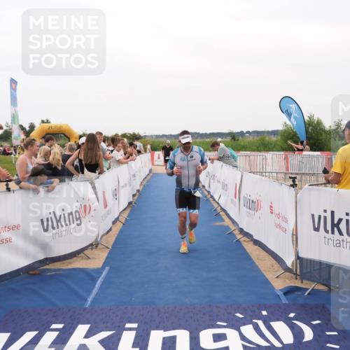 22.06.2025 - Viking Triathlon MichiJ http://msf.ph/oto/8130882 22.06.2025 15:34:15 Ziel 232, 361 meine-sportfotos.de