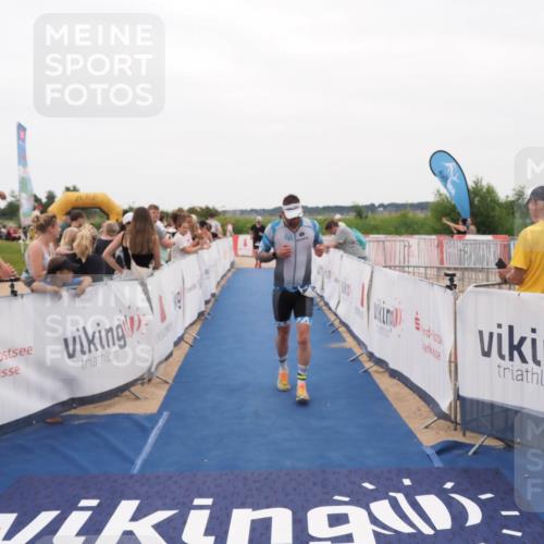 22.06.2025 - Viking Triathlon MichiJ http://msf.ph/oto/8130883 22.06.2025 15:34:15 Ziel 232, 361 meine-sportfotos.de