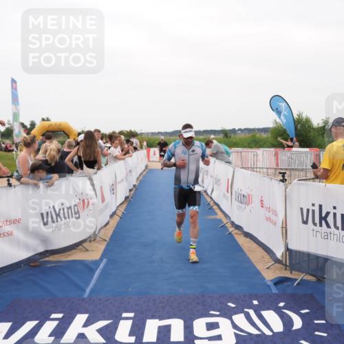 22.06.2025 - Viking Triathlon MichiJ http://msf.ph/oto/8130884 22.06.2025 15:34:16 Ziel 232, 361 meine-sportfotos.de