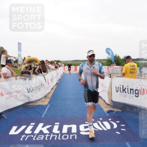 22.06.2025 - Viking Triathlon MichiJ http://msf.ph/oto/8130893 22.06.2025 15:34:17 Ziel 232, 361 meine-sportfotos.de