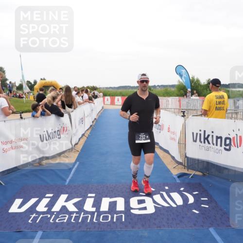 22.06.2025 - Viking Triathlon MichiJ http://msf.ph/oto/8130939 22.06.2025 15:34:23 Ziel 232 meine-sportfotos.de