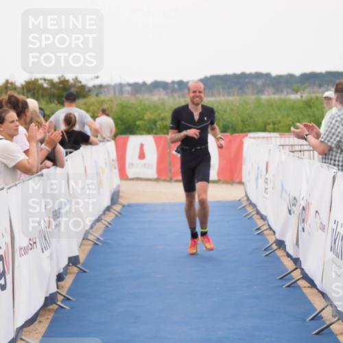 22.06.2025 - Viking Triathlon MichiJ http://msf.ph/oto/8130943 22.06.2025 15:34:31 Ziel 225 meine-sportfotos.de
