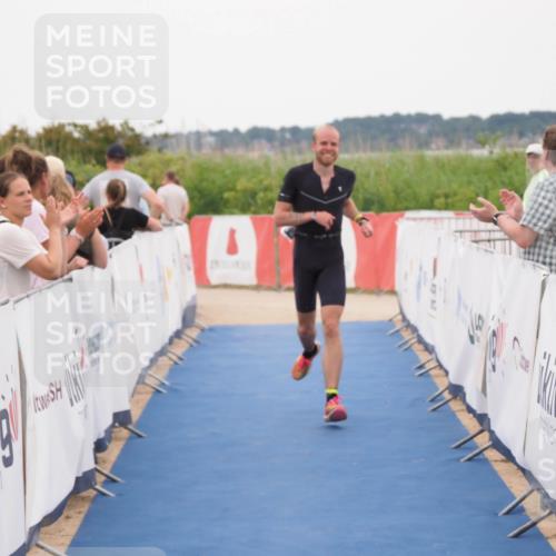22.06.2025 - Viking Triathlon MichiJ http://msf.ph/oto/8130944 22.06.2025 15:34:31 Ziel 225 meine-sportfotos.de