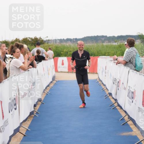 22.06.2025 - Viking Triathlon MichiJ http://msf.ph/oto/8130948 22.06.2025 15:34:31 Ziel 225 meine-sportfotos.de