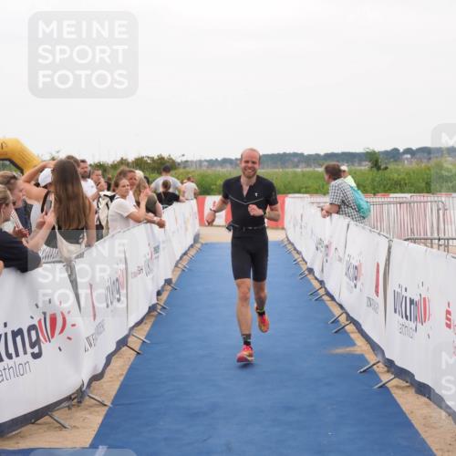 22.06.2025 - Viking Triathlon MichiJ http://msf.ph/oto/8130959 22.06.2025 15:34:33 Ziel 225 meine-sportfotos.de
