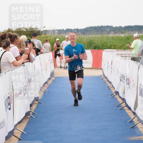 22.06.2025 - Viking Triathlon MichiJ http://msf.ph/oto/8130983 22.06.2025 15:34:52 Ziel 128 meine-sportfotos.de