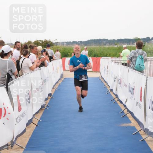 22.06.2025 - Viking Triathlon MichiJ http://msf.ph/oto/8130988 22.06.2025 15:34:53 Ziel 128 meine-sportfotos.de