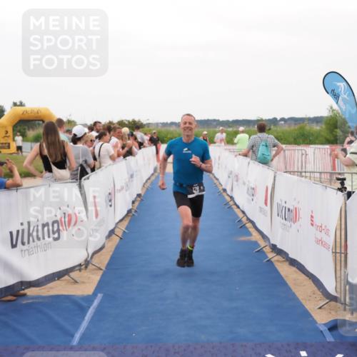 22.06.2025 - Viking Triathlon MichiJ http://msf.ph/oto/8130998 22.06.2025 15:34:54 Ziel 128 meine-sportfotos.de