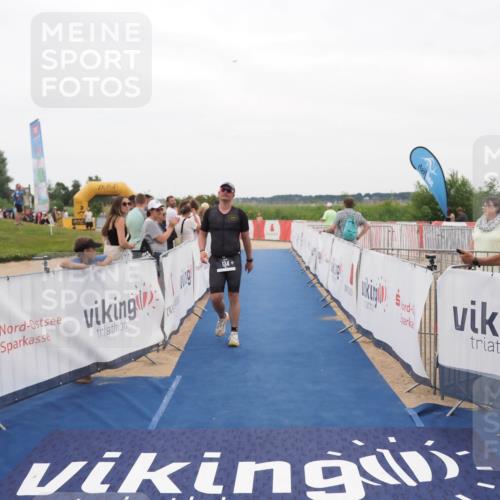 22.06.2025 - Viking Triathlon MichiJ http://msf.ph/oto/8131066 22.06.2025 15:35:04 Ziel 134 meine-sportfotos.de