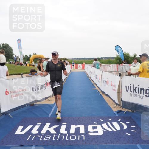 22.06.2025 - Viking Triathlon MichiJ http://msf.ph/oto/8131081 22.06.2025 15:35:06 Ziel 134, 553 meine-sportfotos.de