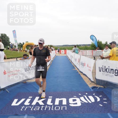 22.06.2025 - Viking Triathlon MichiJ http://msf.ph/oto/8131084 22.06.2025 15:35:07 Ziel 134, 553 meine-sportfotos.de