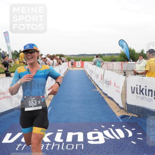 22.06.2025 - Viking Triathlon MichiJ http://msf.ph/oto/8131109 22.06.2025 15:35:13 Ziel 553 meine-sportfotos.de