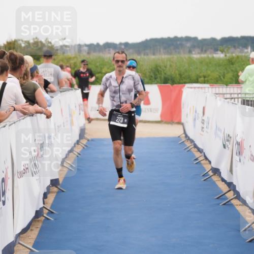 22.06.2025 - Viking Triathlon MichiJ http://msf.ph/oto/8131112 22.06.2025 15:35:17 Ziel 273, 324 meine-sportfotos.de