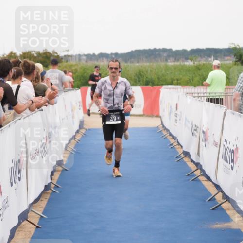 22.06.2025 - Viking Triathlon MichiJ http://msf.ph/oto/8131115 22.06.2025 15:35:18 Ziel 273, 324 meine-sportfotos.de