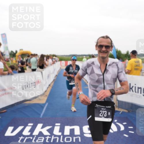 22.06.2025 - Viking Triathlon MichiJ http://msf.ph/oto/8131145 22.06.2025 15:35:21 Ziel 273, 324 meine-sportfotos.de