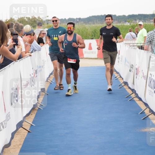 22.06.2025 - Viking Triathlon MichiJ http://msf.ph/oto/8131153 22.06.2025 15:35:30 Ziel 609 meine-sportfotos.de