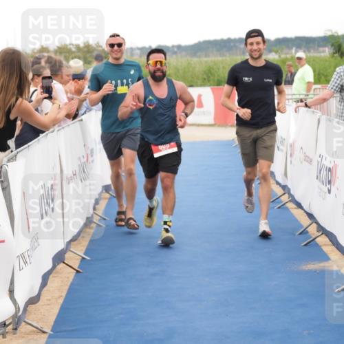22.06.2025 - Viking Triathlon MichiJ http://msf.ph/oto/8131162 22.06.2025 15:35:31 Ziel 609 meine-sportfotos.de