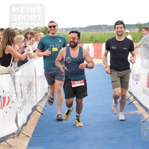 22.06.2025 - Viking Triathlon MichiJ http://msf.ph/oto/8131169 22.06.2025 15:35:32 Ziel 609 meine-sportfotos.de