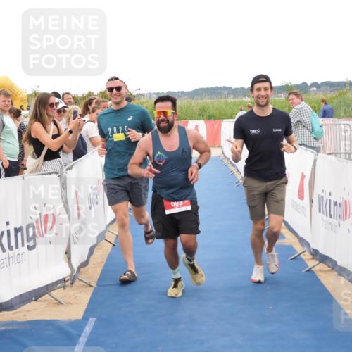 22.06.2025 - Viking Triathlon MichiJ http://msf.ph/oto/8131172 22.06.2025 15:35:32 Ziel 609 meine-sportfotos.de